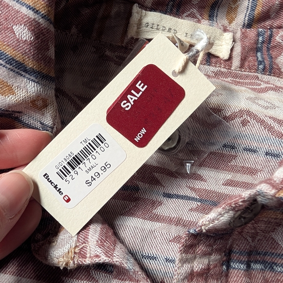 Patterned Button-Up Shirt - Picture 2 of 9